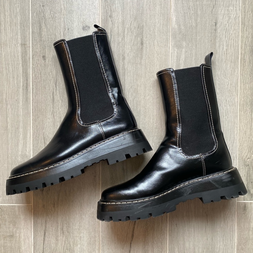 H&M | Chelsea Boots